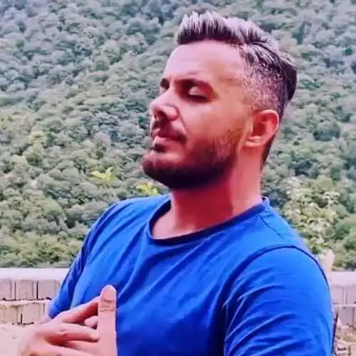 عالی امشو دلتنگ جان یار بومه